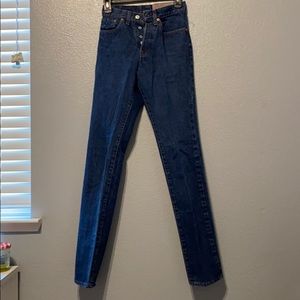 Dark blue Levi’s jeans